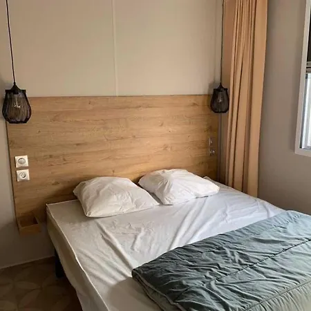 Mobilhome 4 Etoiles - Parc Aquatique - Eeideb 캠프장 *