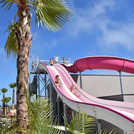 Mobilhome 4 Etoiles - Parc Aquatique - Eeideb 캠프장 *